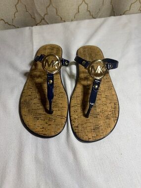 Michael Kors Navy Patent Gold MK Logo Cork-Style Thong Sandals